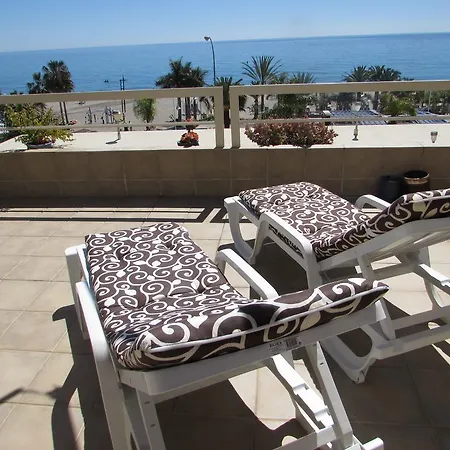 Apartment Home4holidays *