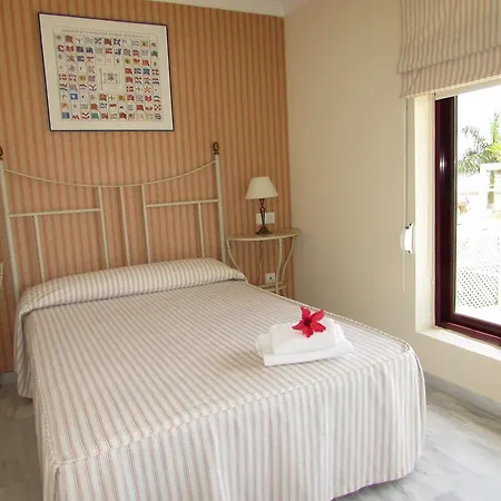 Home4holidays * Nerja